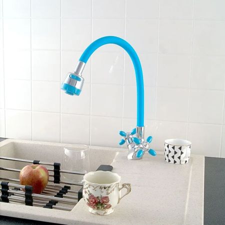 Смеситель для кухни двухручковый  синий с хромом  Potato Эверест B57-071D