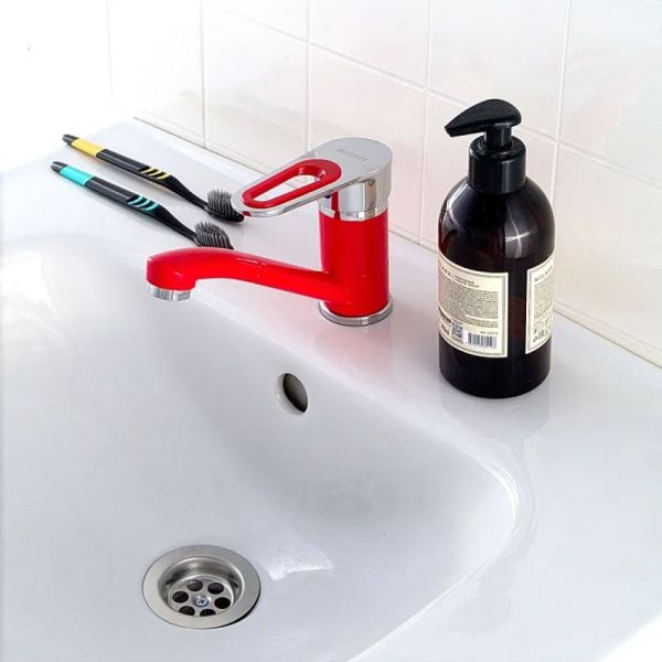 Смеситель для кухни монокомандный  красный с хромом  Potato Эверест B45-274C