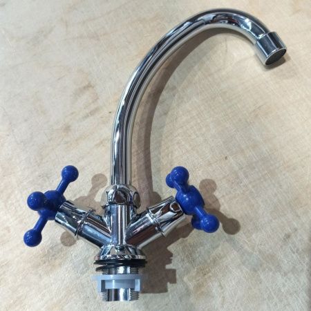 Смеситель для кухни двухручковый  синий с хромом  Potato Эверест B49-353