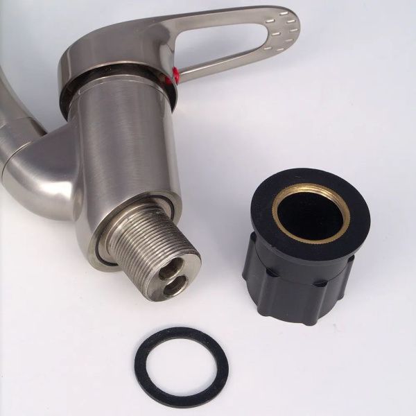 Смеситель для кухни монокомандный  хром  Potato Эверест B59-026L