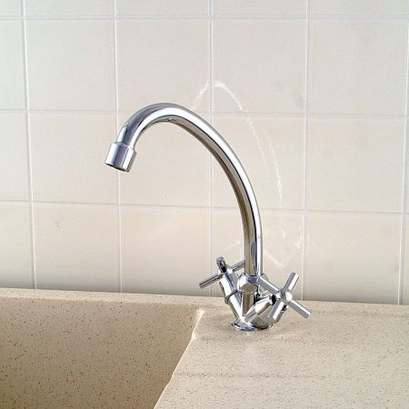 Смеситель для кухни двухручковый  хром  Potato Эверест B49-316