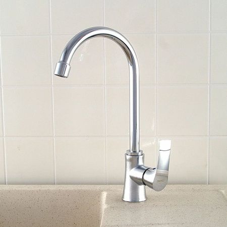 Смеситель для кухни монокомандный  хром  Potato Эверест B40-032