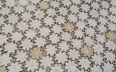 Клеенка ажурная "Лейс" 062С (беж.цветы) (1,32х22м)